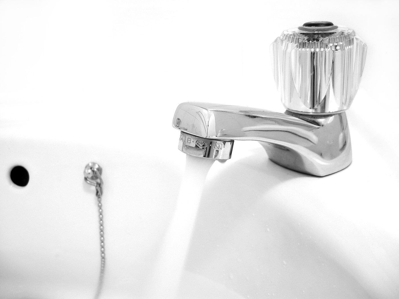 Armaturen und Wasserhähne
